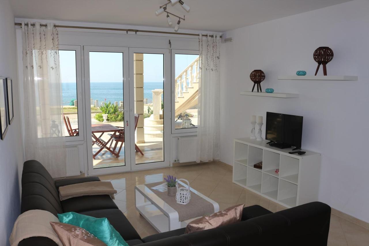 Villa Dimitri - Seaview Apartment 亚历山德鲁波利斯 外观 照片